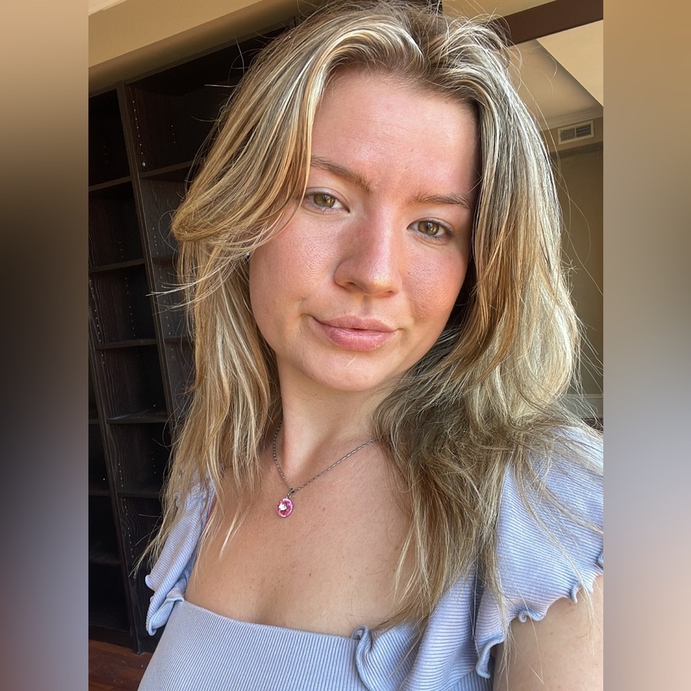 Meet your Posher, Stephanie